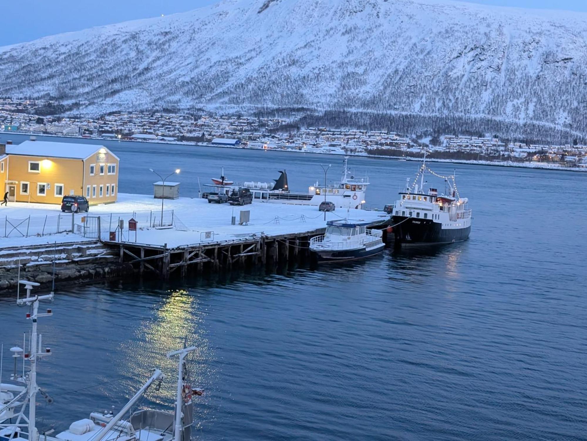 Norwegian Fjord Explorer Line トロムソ エクステリア 写真